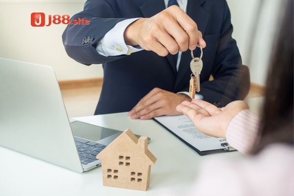 Nằm mơ thấy bố mẹ mình vừa mua nhà mới