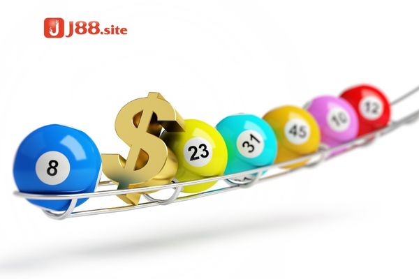 Nằm mơ thấy công an là điềm báo gì? Nên đánh con mấy?